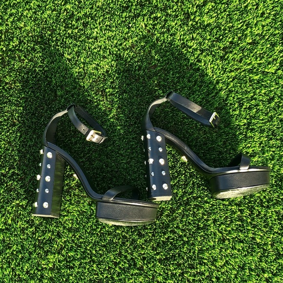 Versace Leather Double Platform Sandals - Picture 5 of 5